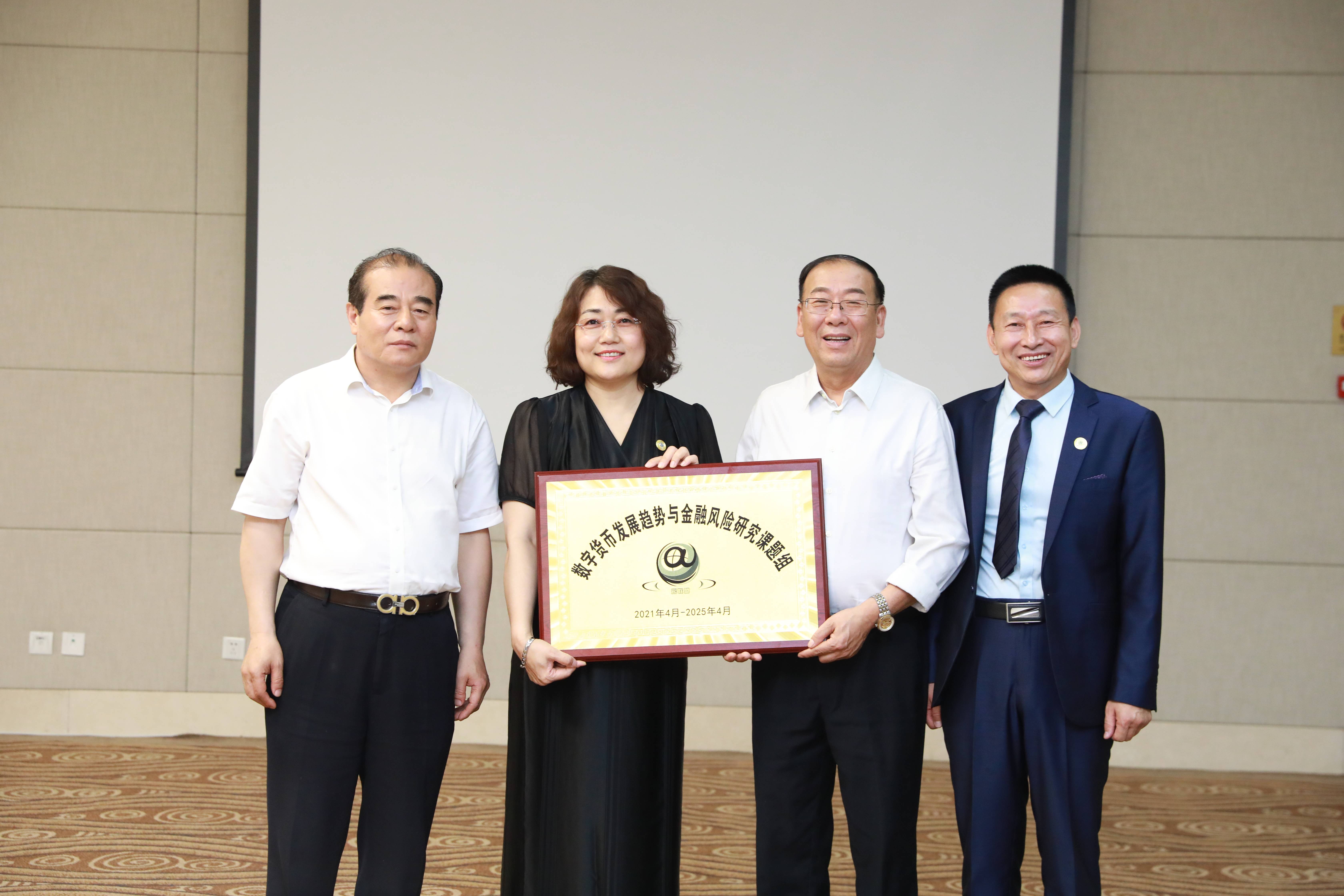 休斯敦火箭内部会议纪要流出——窗口期扳平良机;荷甲使命明确;数据趋势出现新变化的简单介绍 休斯敦火箭内部会议纪要流出——窗口期扳平良机;荷甲使命明确;数据趋势出现新变化的简单介绍